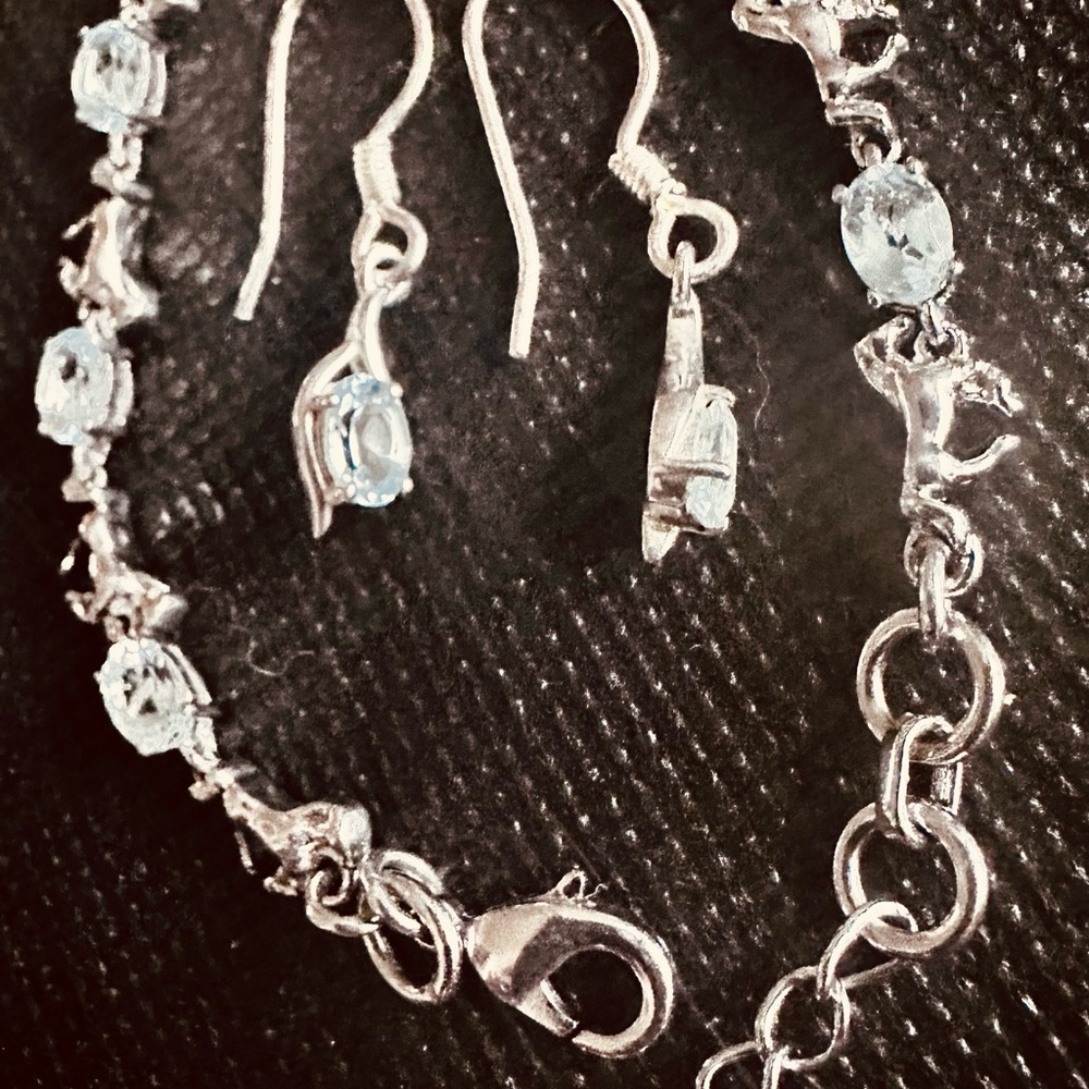 Blue Topaz Gemstone Horse Charm Bracelet & matching Earrings NWT - Picture 3 of 9